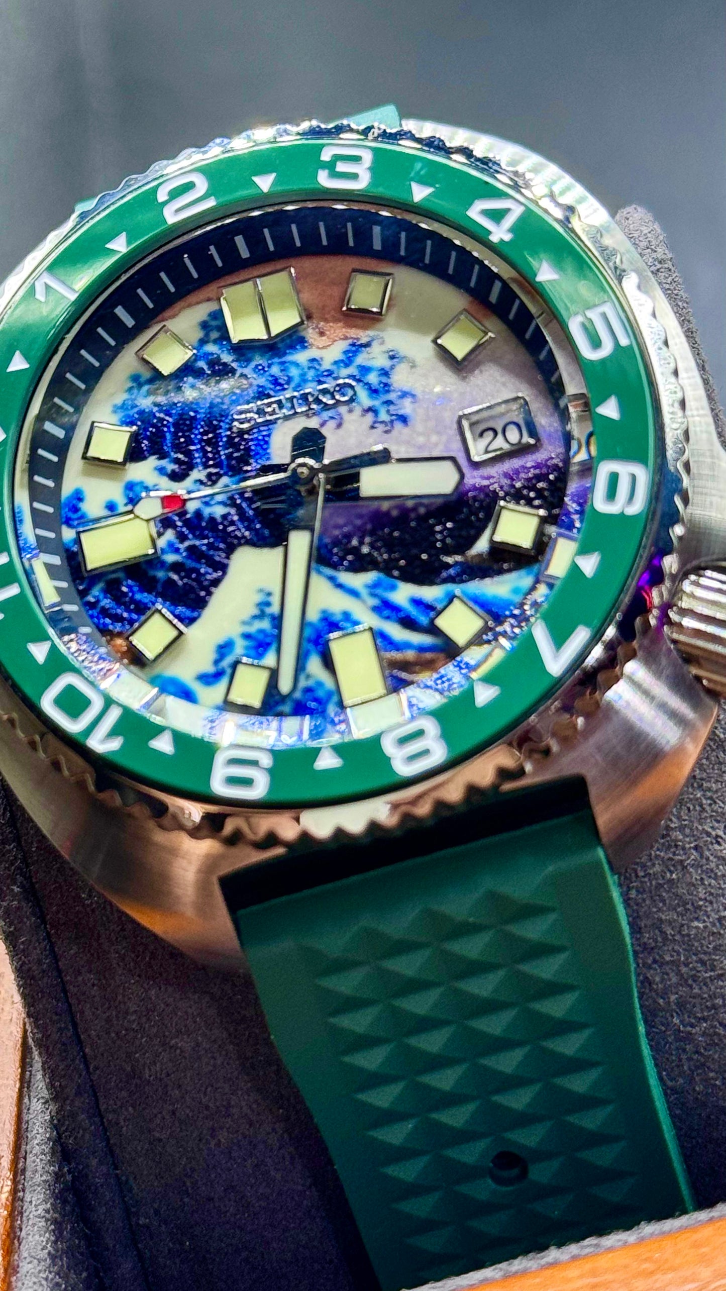 TORTUGA OLA KANAGAWA AUTOMATICO